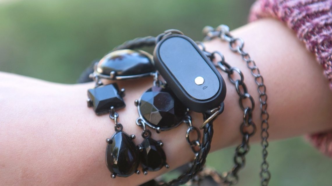 zGlue - A platform to create your own wearables