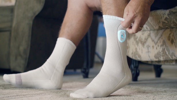 Siren sock monitors the warmth of diabetic feet