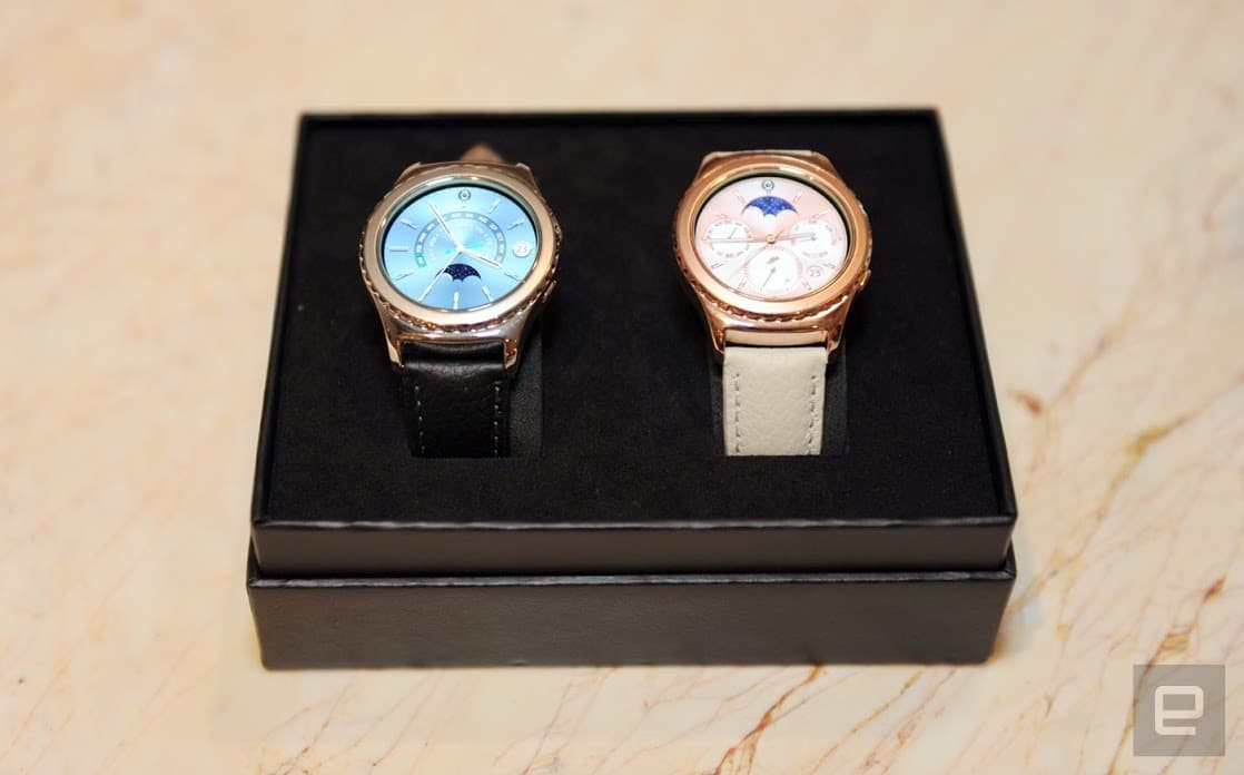 Gear S2 smartwatch gold platinum