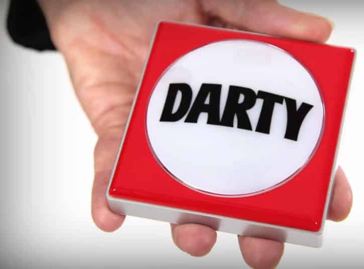 The Darty connected button allows you to call on an advisor in the event of a problem.