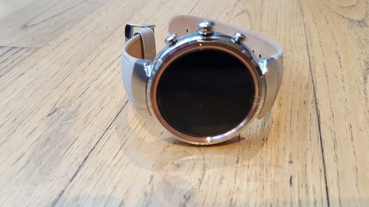 Asus ZenWatch 3 ergonomic design front view