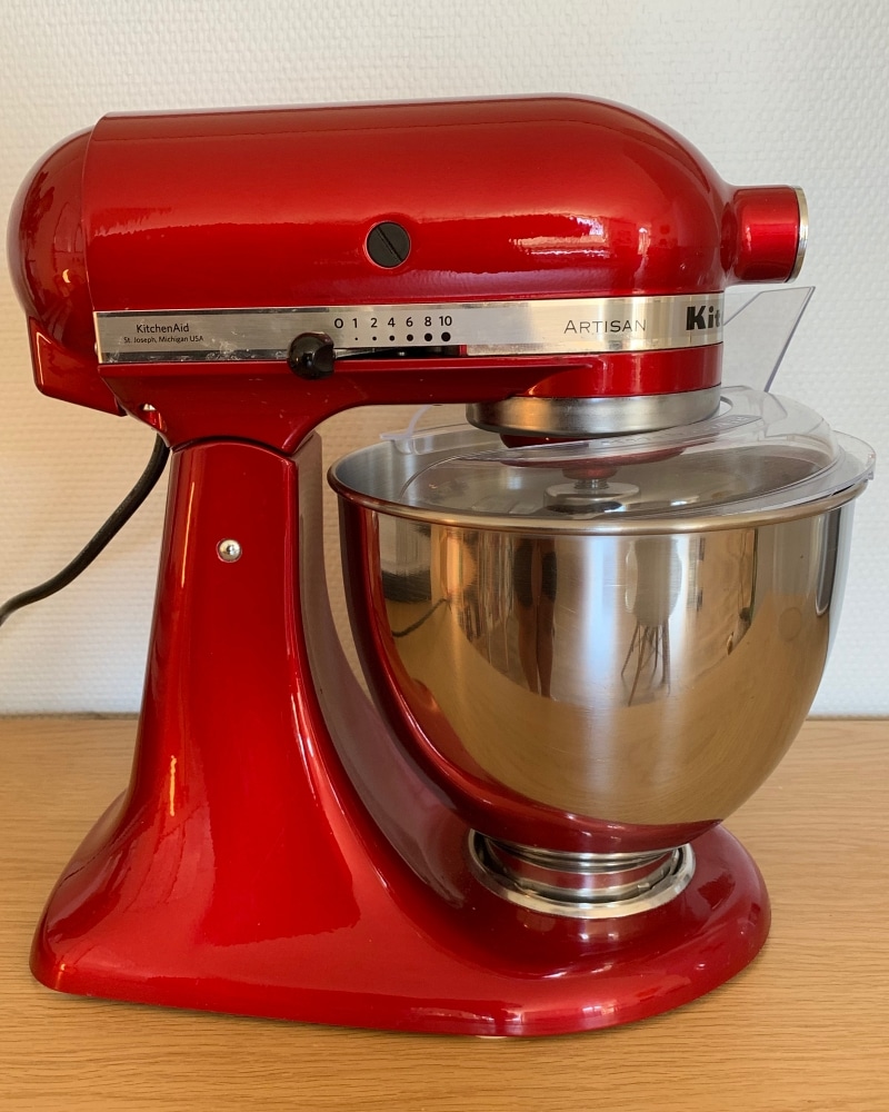 KitchenAid artisan 5ksm baking robot