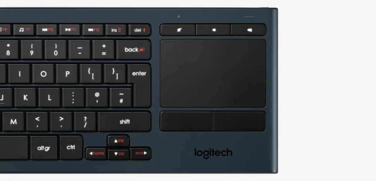 Logitech K830 touchpad keyboard